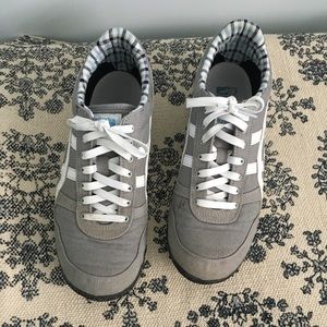 Well loved shoes in need for a new owner!